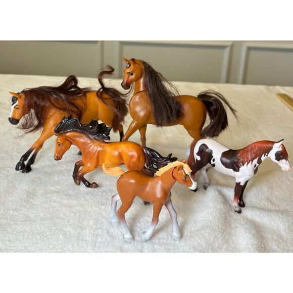 Lot of 5 DreamWorks Spirit Horses Action Figures, 2  Breyer Collectibles - Picture 11 of 13